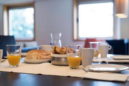 Lovelystay - Oporto Beach Apartment