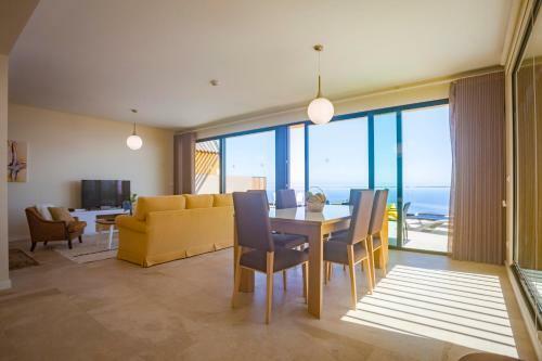 Eden Sun - A Modern Luxury Villa With A Panoramic View