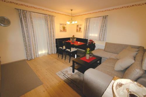 Hotel Alpenlandhaus Menardi