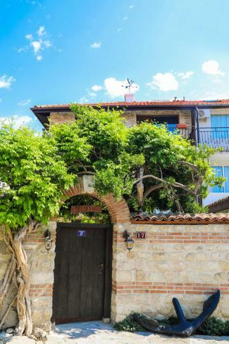 Hotel Kirios