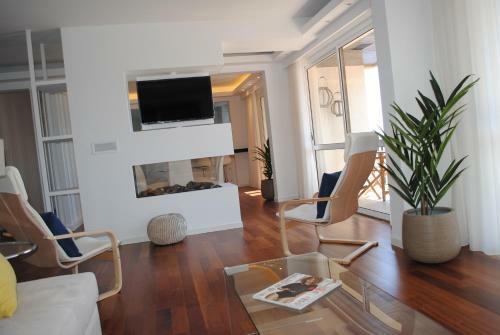 Baia Cliff View II Apartment