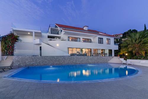 Sky Villa By Travel To Madeira