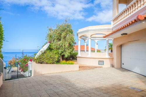 Villa Dolce Vita - By Mhm