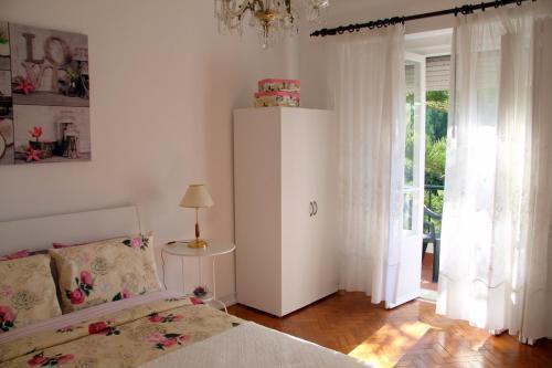 Hostal Cascais Lovers Guesthouse