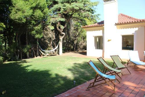 Sixteen Marinha Villa
