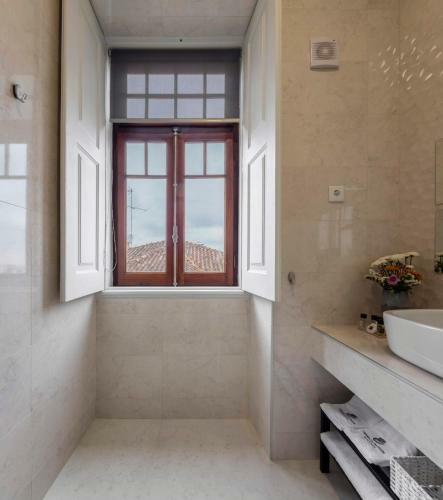 Penedo Da Saudade Suites & Hostel