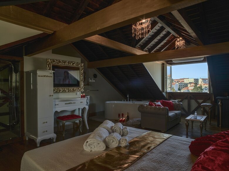 Hostal Solar Antigo Luxury Coimbra