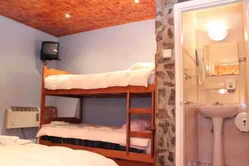 Hostal Mikotania