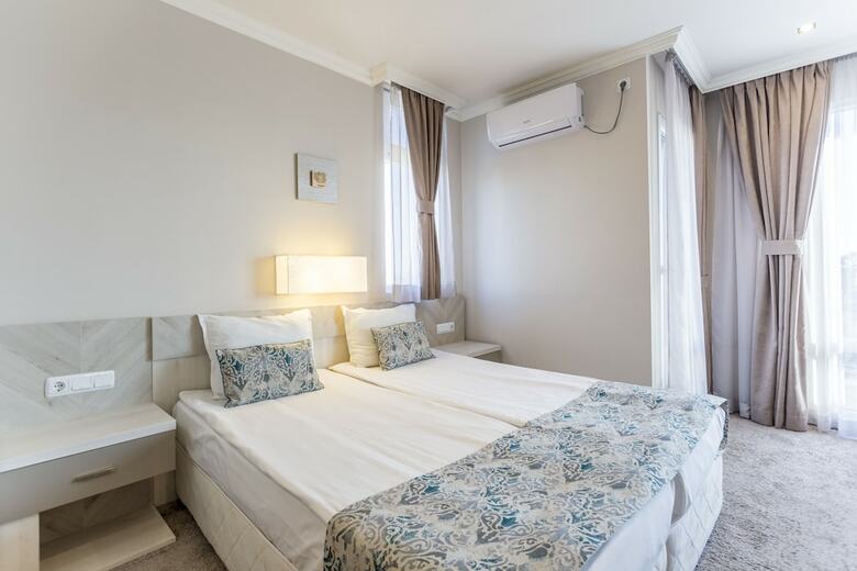 Selena Beach Hotel