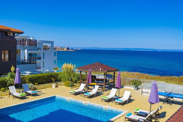 Selena Beach Hotel