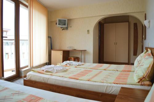 Hotel Eos