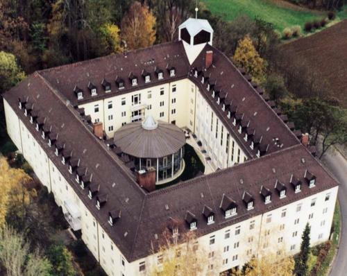 Posada Bildungsh�user Vierzehnheiligen
