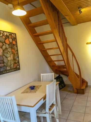 Ferienhaus Rapsbl�te