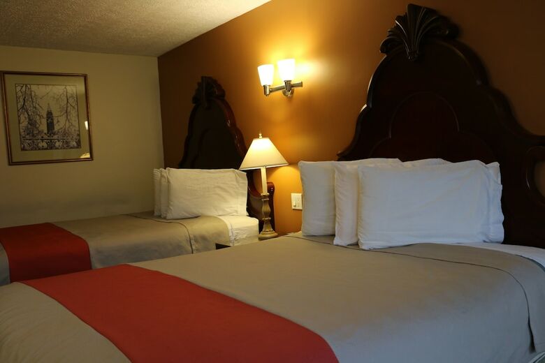 Hotel Midtown Motel & Suites