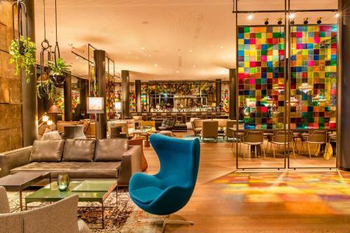 Hotel Motel One K�ln-neumarkt