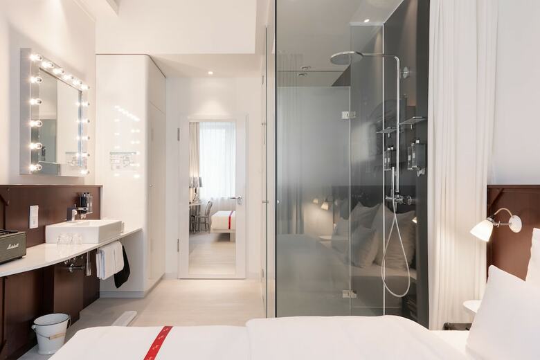 Ruby Leni Hotel Dusseldorf