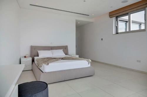 Villa Elegance Elite Luxury Home | 6 Bedrooms