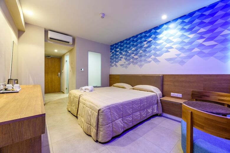 Tasia Maris Seasons Hotel Adults Only