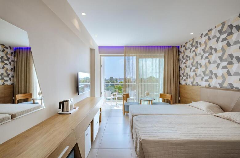 Tasia Maris Seasons Hotel Adults Only
