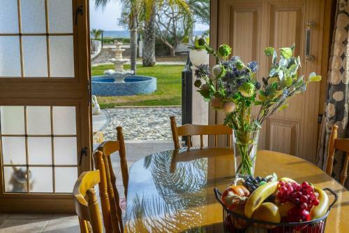 Sea Breeze Holiday Villa