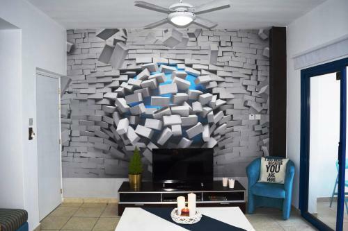 Blue Breeze Luxury Apartment
