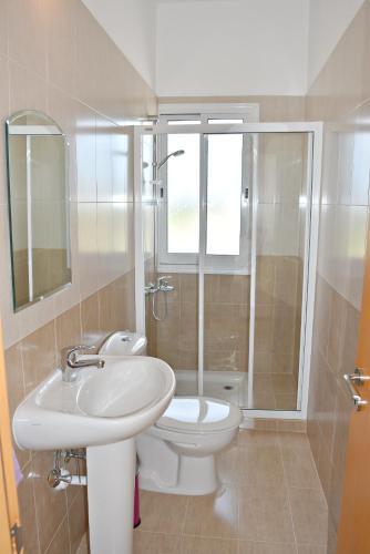 Coral Bay Apartment 102