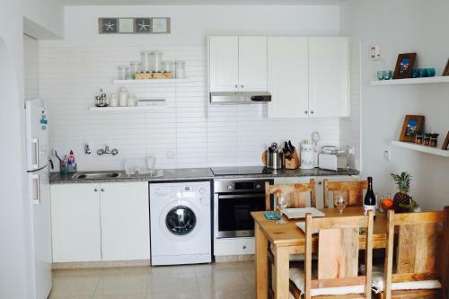 Ikaria Village Sea View Apartment