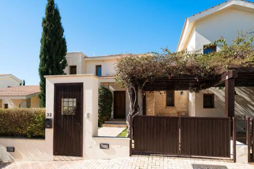 Villa Kornos - Hg33