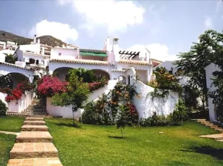 Apartamentos El Capistrano Sur