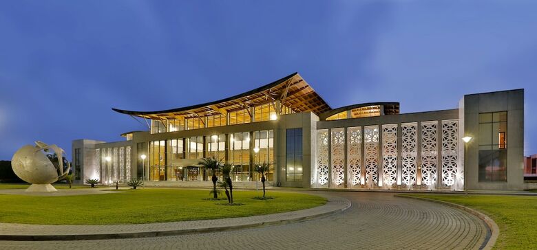 Hotel Amphitrite Palace Resort And Spa