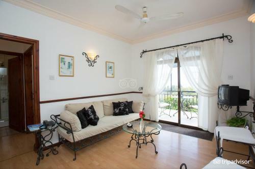 Hotel Hideway Club