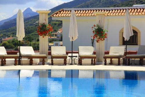 Hotel Hideway Club