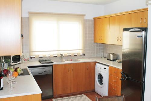 Lazuli Seaview Apartment 102