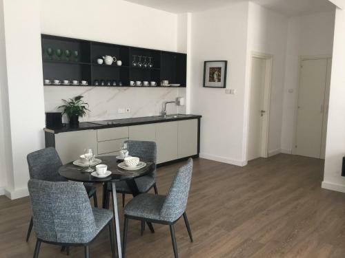 A.v Central Elite Apartments