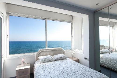 Laila's Seaview Penthouse Apartments