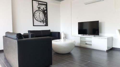 Dezo Luxury Town Apartment