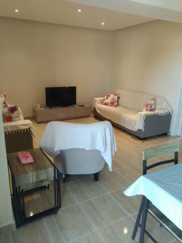 Luxury 2 Bedroom Apartment Central
