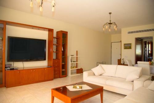3 Bedroom Apartment Thera Complex