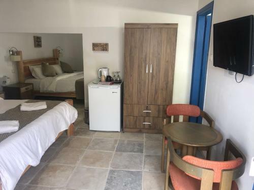 Hotel Lithos Studios