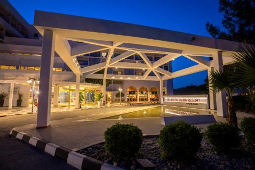 Hotel Leonardo Laura Beach & Splash Resort