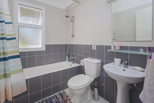 Apartment In Hesperides Gardens