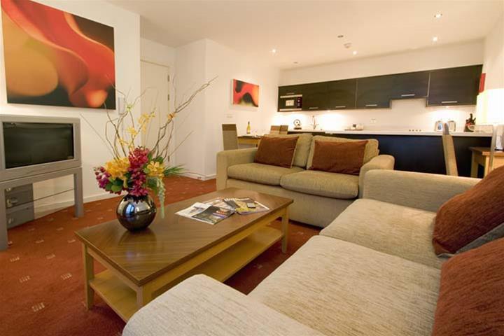 Hotel Premier Apartments Manchester(.)