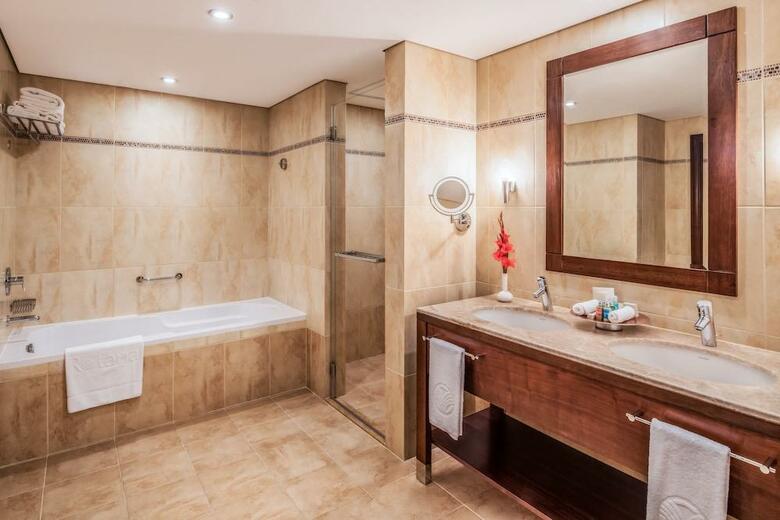 Hotel Khalidiya Palace Rayhaan