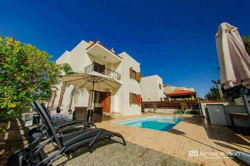 Villa Luxury Family Detached House