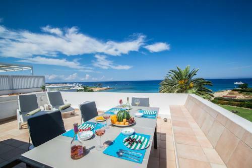 Villa Sirena Bay Holidays