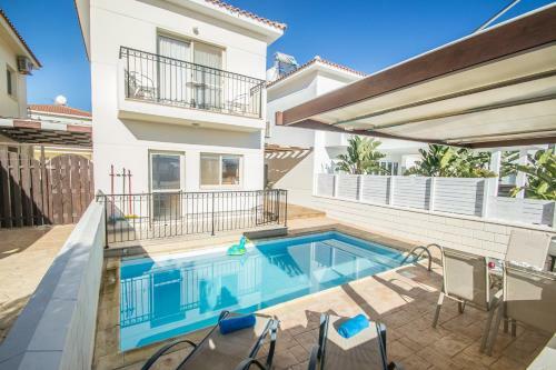 Villa Kapparis Family Holidays