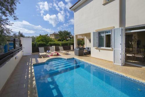 Villa Mesogeios 39