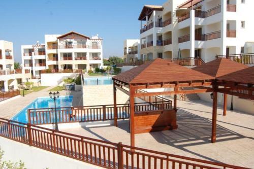 1st Floor 2 Bedroom Apartment