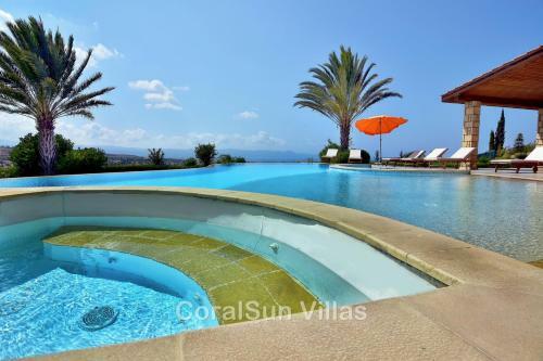Elite Villa Amazing Pool And Garden