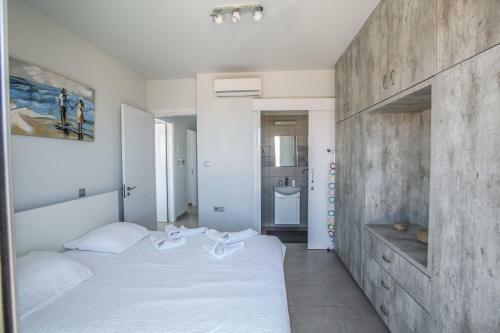 Kitsios Villas With Private Pool No2